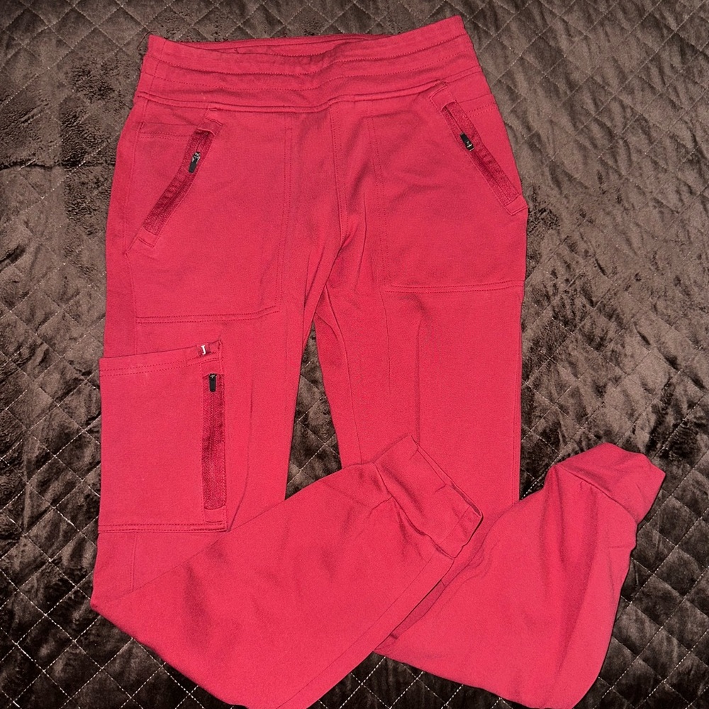 Jaanuu scrub joggers
